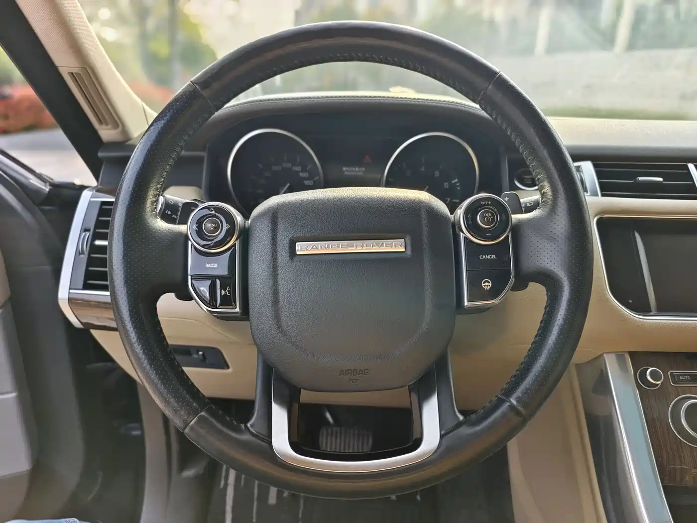 Land Rover Range Rover Sport 2015 5.0 SC V8 Trendsetting Genesis Edition DYNAMIC фото 32