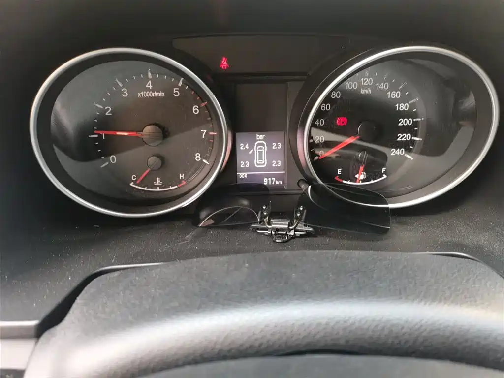 Haval M6 2023 PLUS 1.5T Manual Elite Smart Connect фото 4