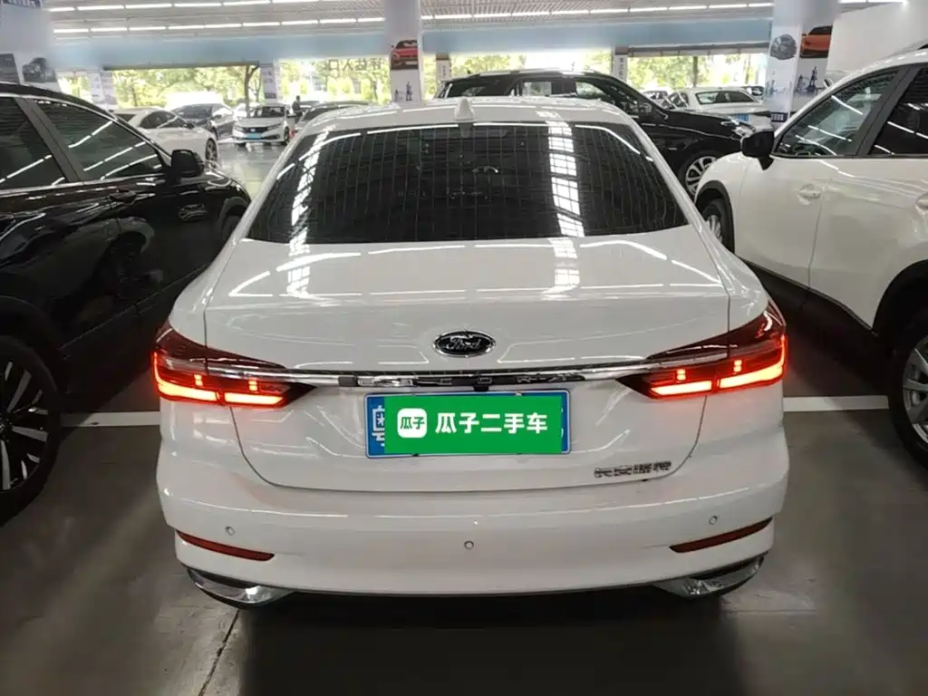 Ford Escort 2022 2021 1.5L Automatic Diamond Edition