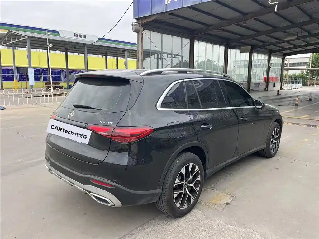 Mercedes-Benz GLC 2026 GLC 260 L 4MATIC Classic Edition фото 2