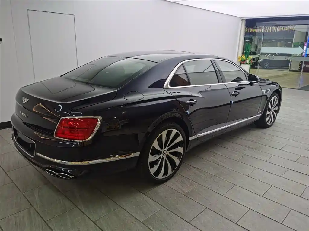 Bentley Flying Spur 2024 2024 4.0T V8 Elegance Edition