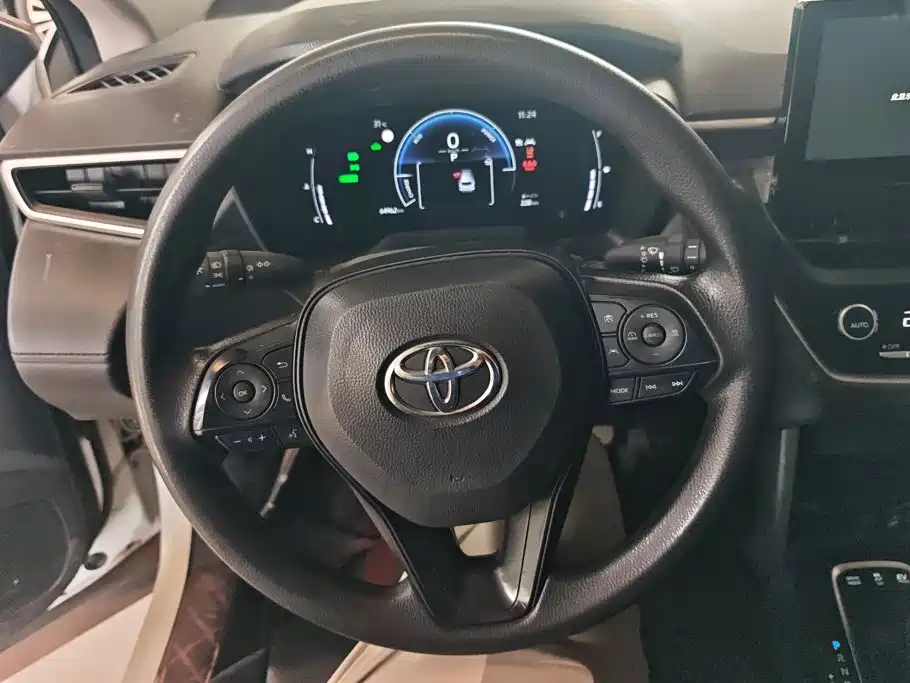 Photo 15 - Toyota Corolla Cross