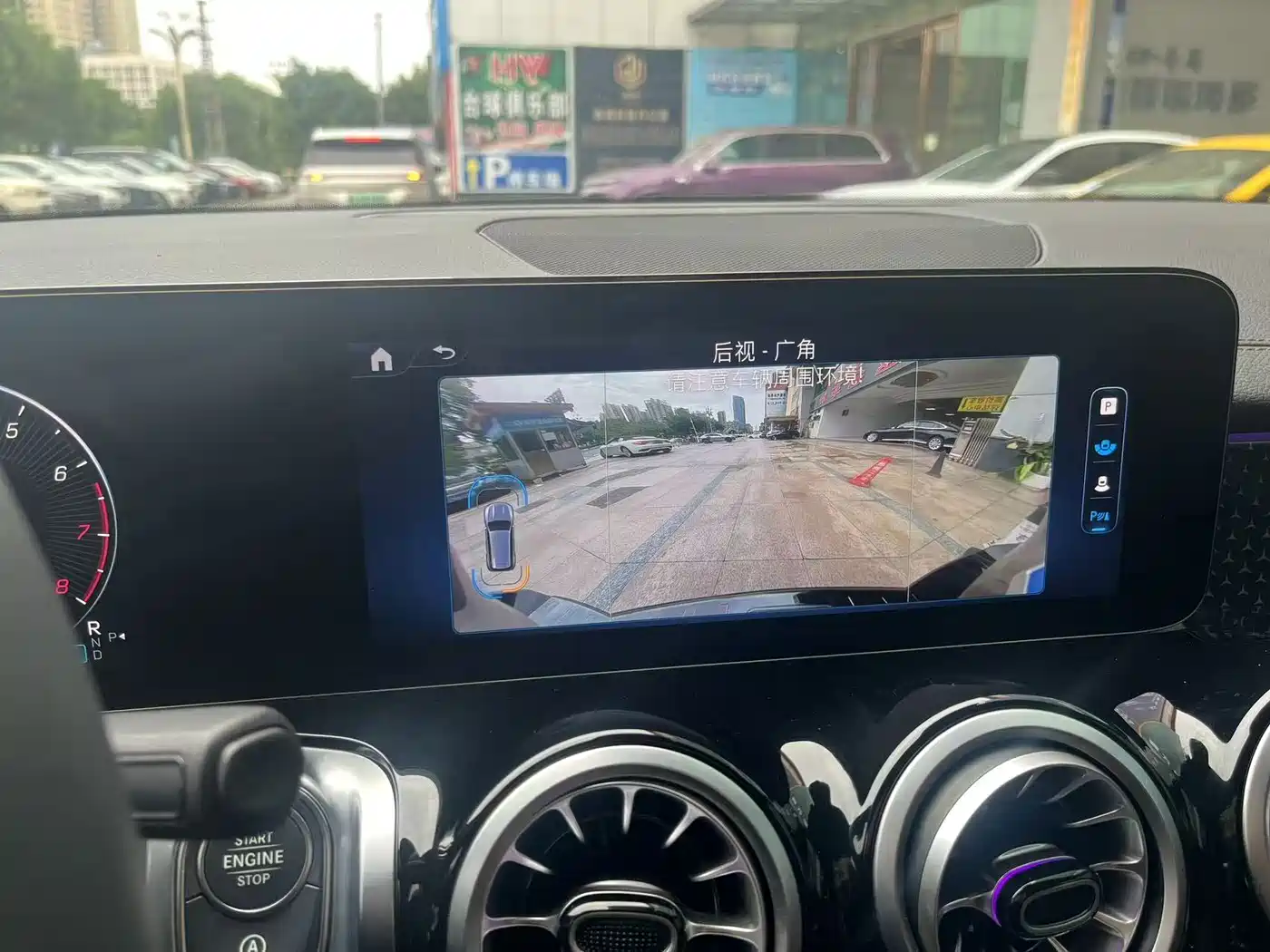 Mercedes-Benz GLB 2025 2025 Model GLB 220 Fashion Style
