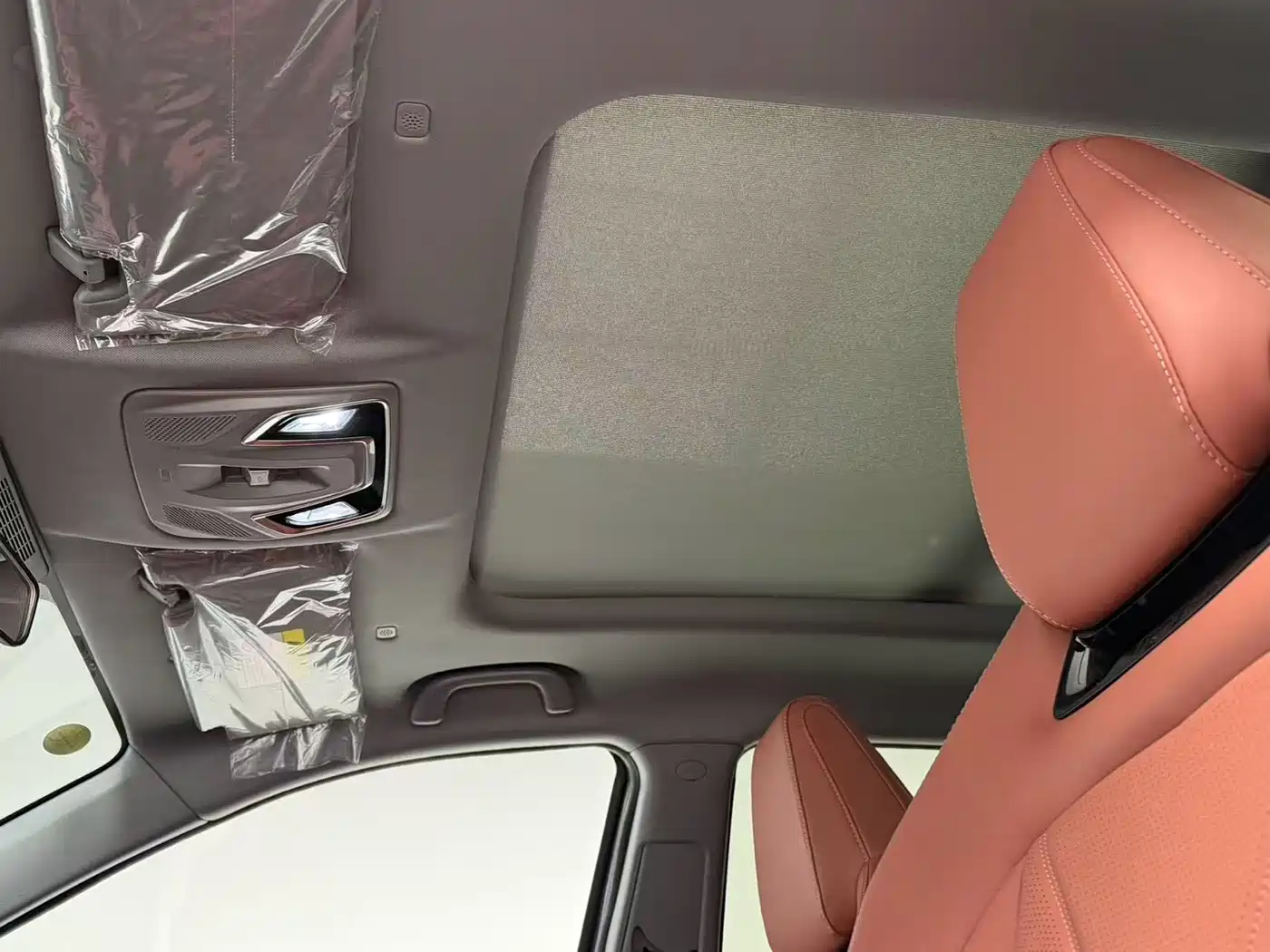Changan CS75 PLUS iDD 2026 2023 Smart Electric iDD Intelligent Leader Model