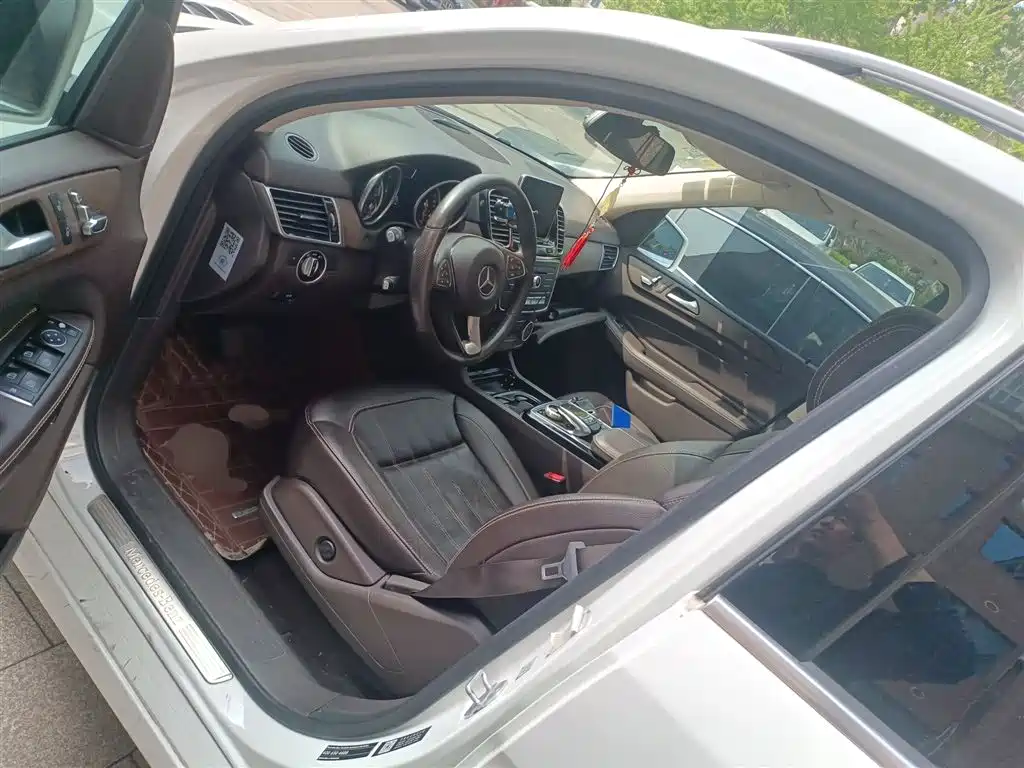 Mercedes-Benz GLE 2015 GLE 400 4MATIC фото 14