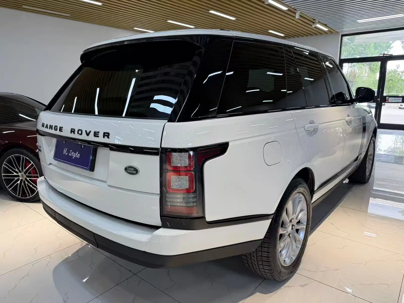 Фото 4 - Land Rover Range Rover