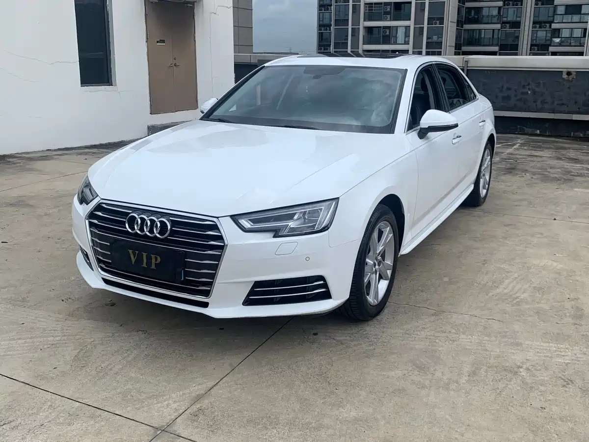 Audi A4L 2018 30th Anniversary 40 TFSI Progressive