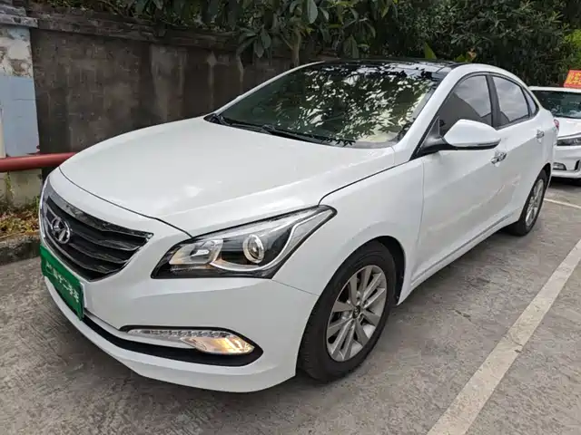  Hyundai Mistra 2014 1.8L Auto Smart GLS