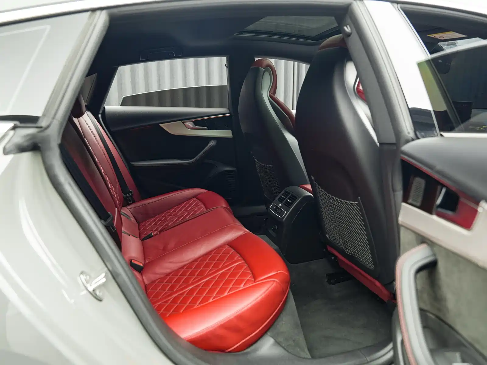 Photo 19 - Audi S5