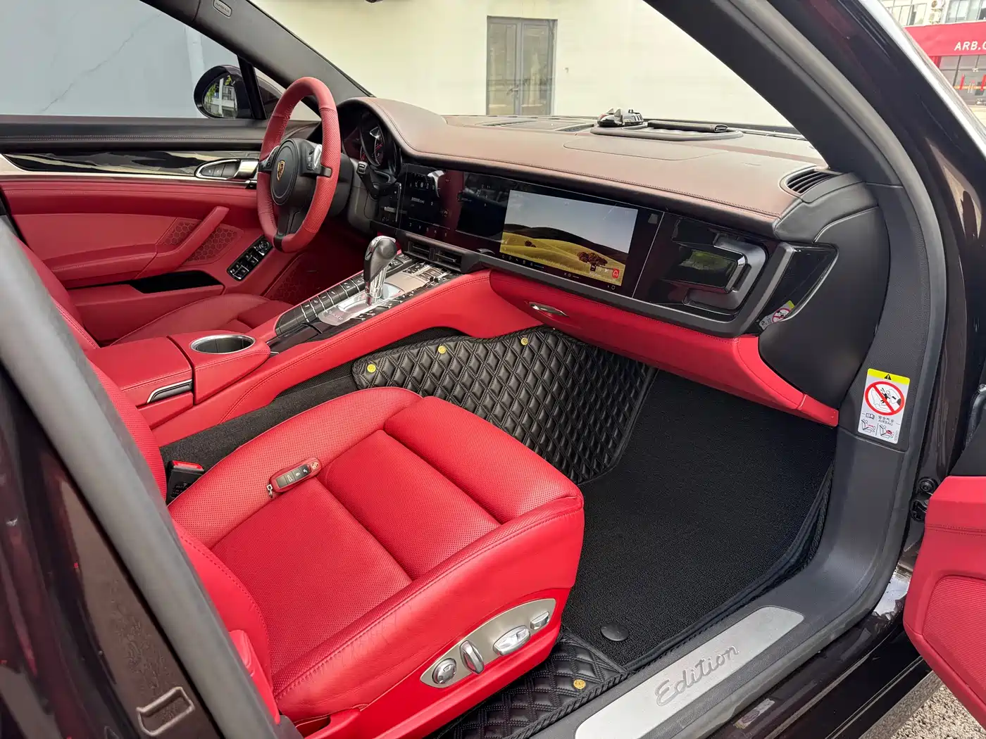 Porsche Panamera 2016 Panamera Edition 3.0T фото 11