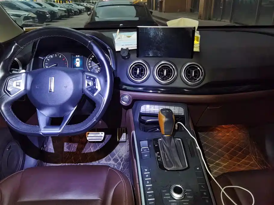 WEI PAI WEI BRAND VV5