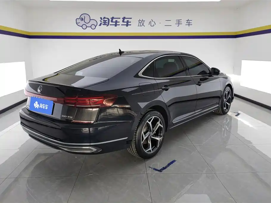 Volkswagen Passat 2024 380TSI Starlight Dragon Soaring Edition фото 3