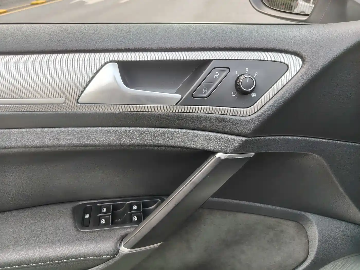 Volkswagen Golf 2018 230TSI Automatic Comfort фото 17