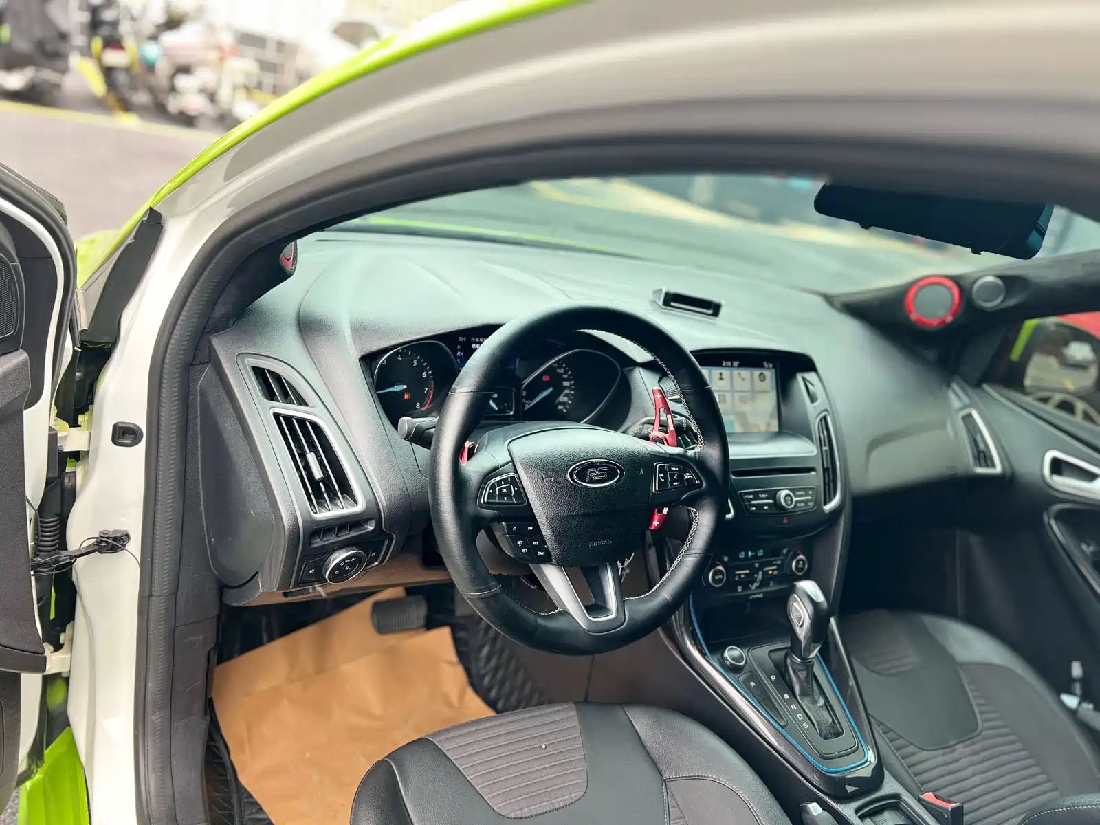 Фото 5 - Ford Focus