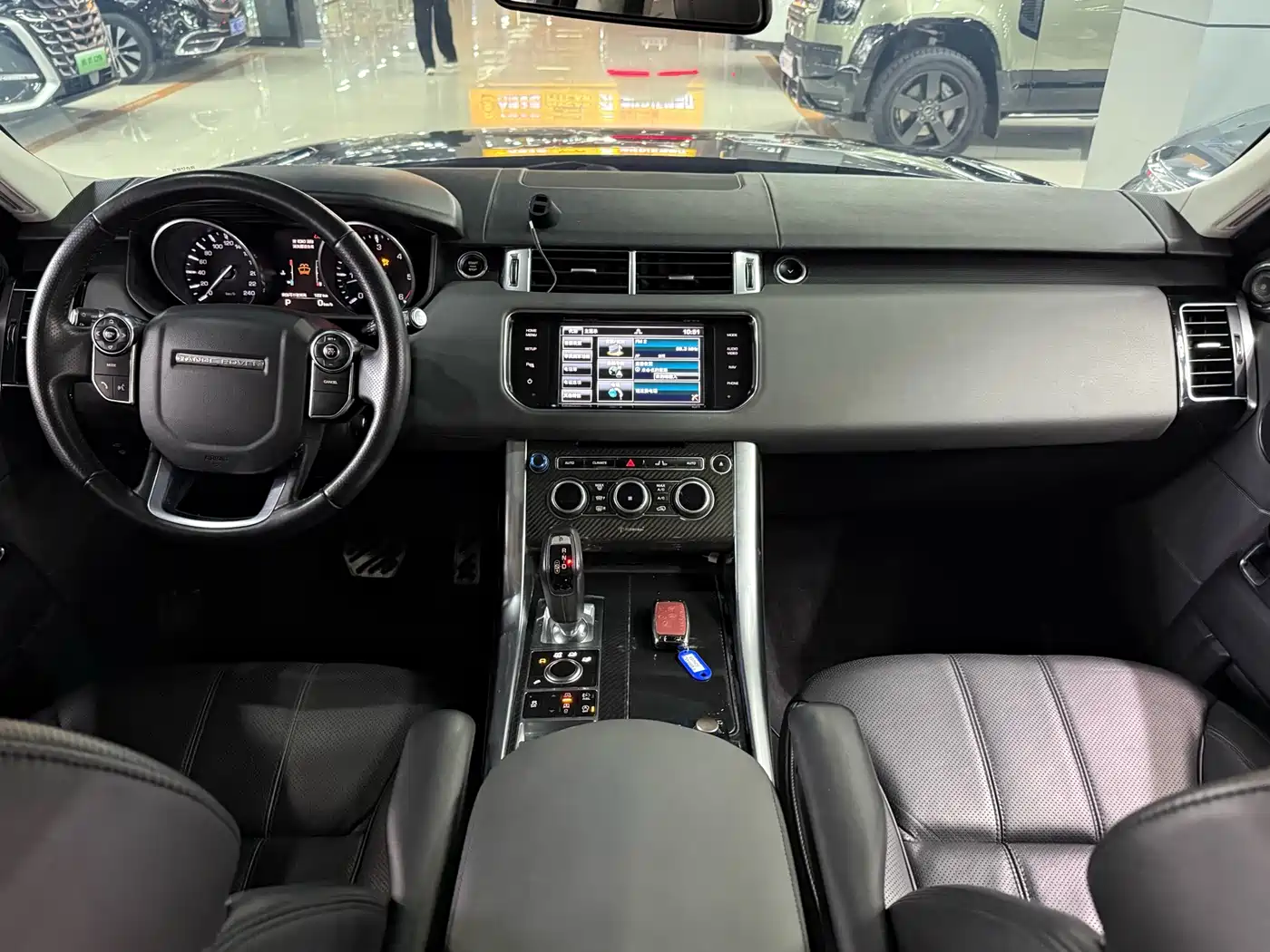 Land Rover Range Rover Sport 2016 3.0 SDV6 HSE фото 10