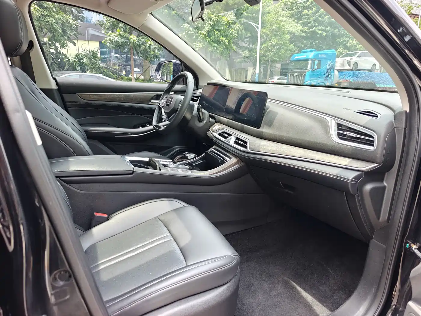 Landian E5 2024 2024 Glory Edition 100KM Premium Type 7-Seater