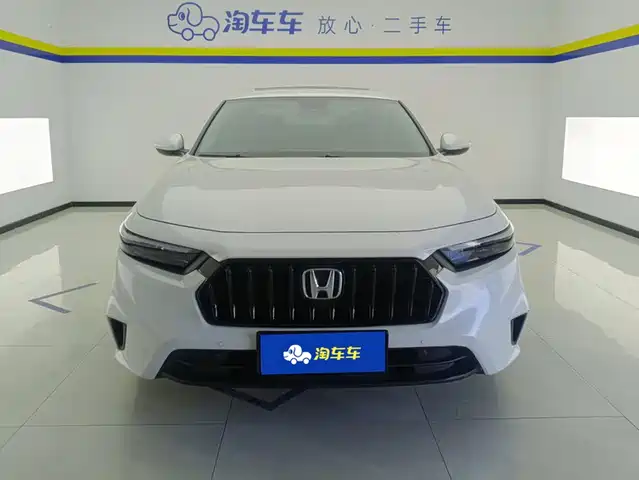 Honda Inspire 2023 260TURBO Elegant Edition — фото 2