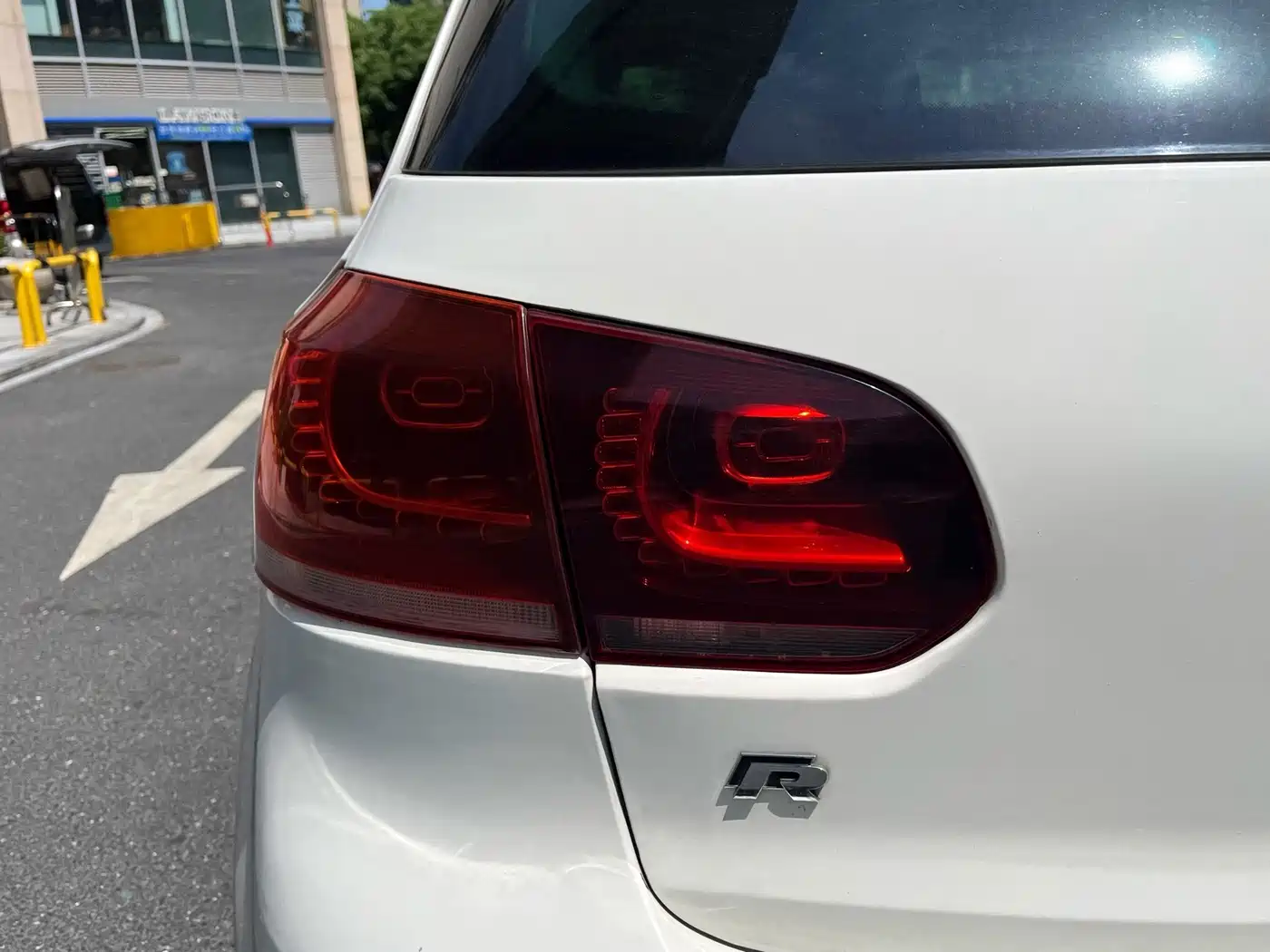 Volkswagen Golf (Import) 2014 2011 2.0TSI R
