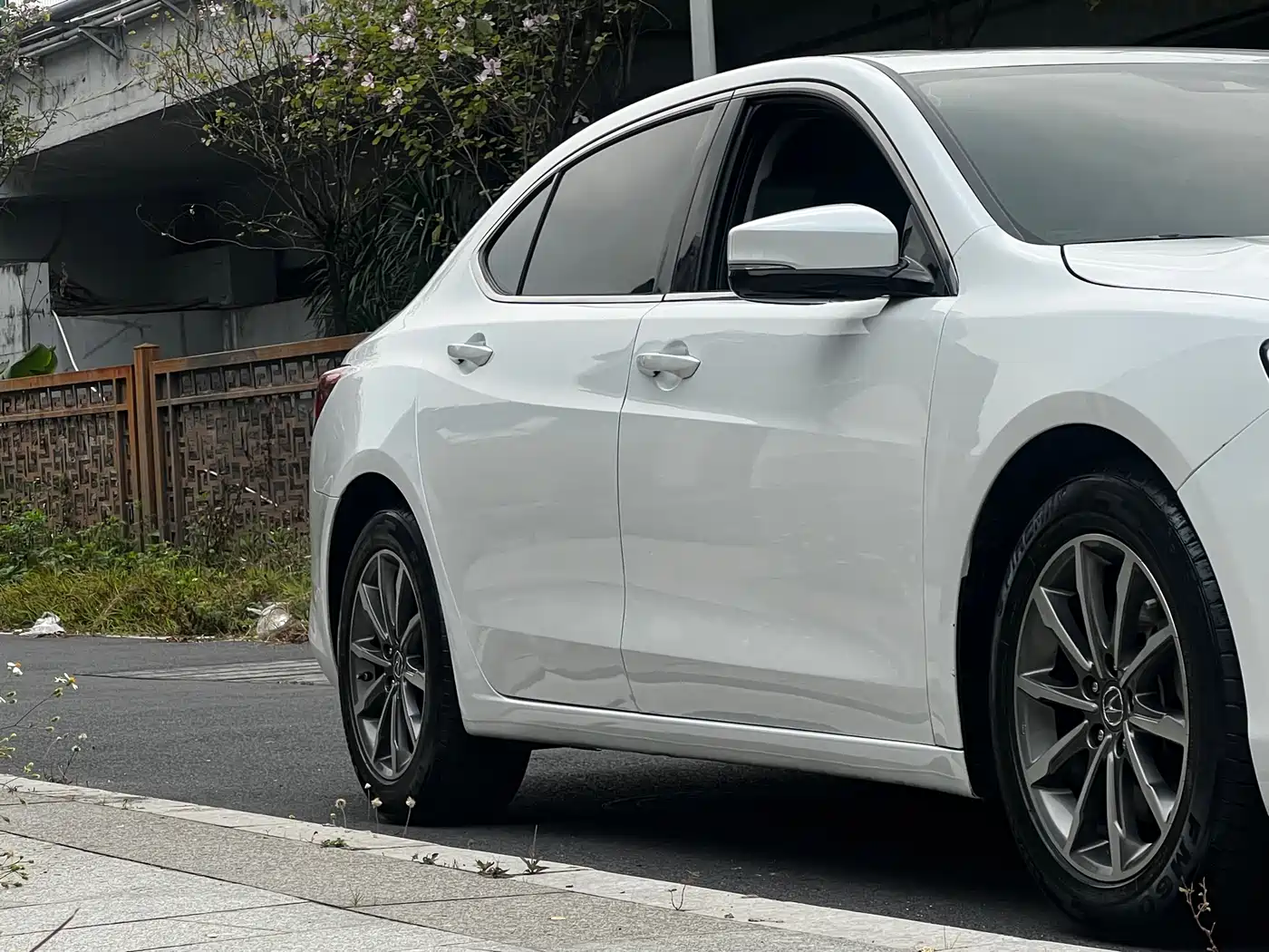 Acura TLX-L 2018 2.4L Joy Edition фото 6