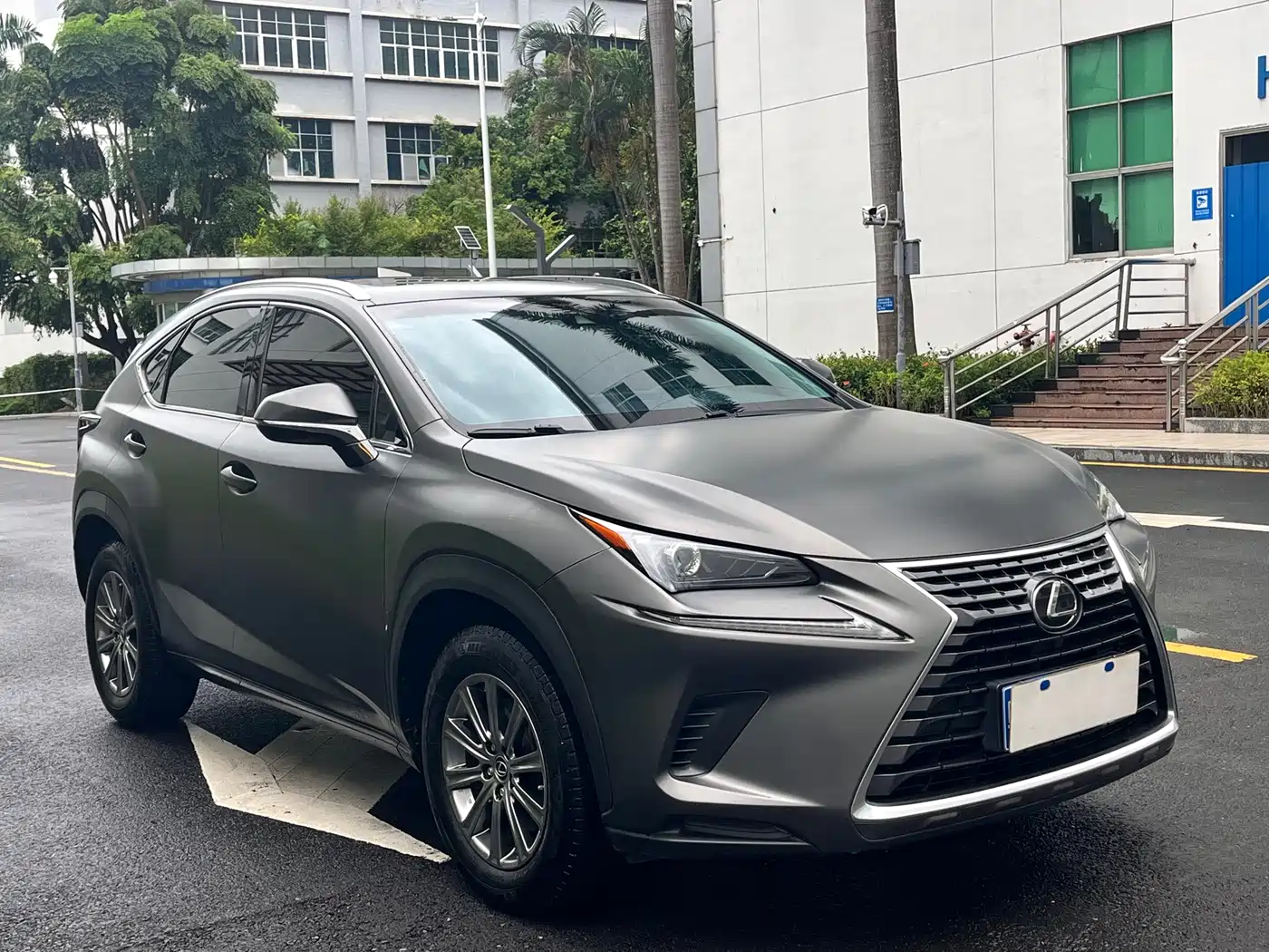 Фото 3 - Lexus NX