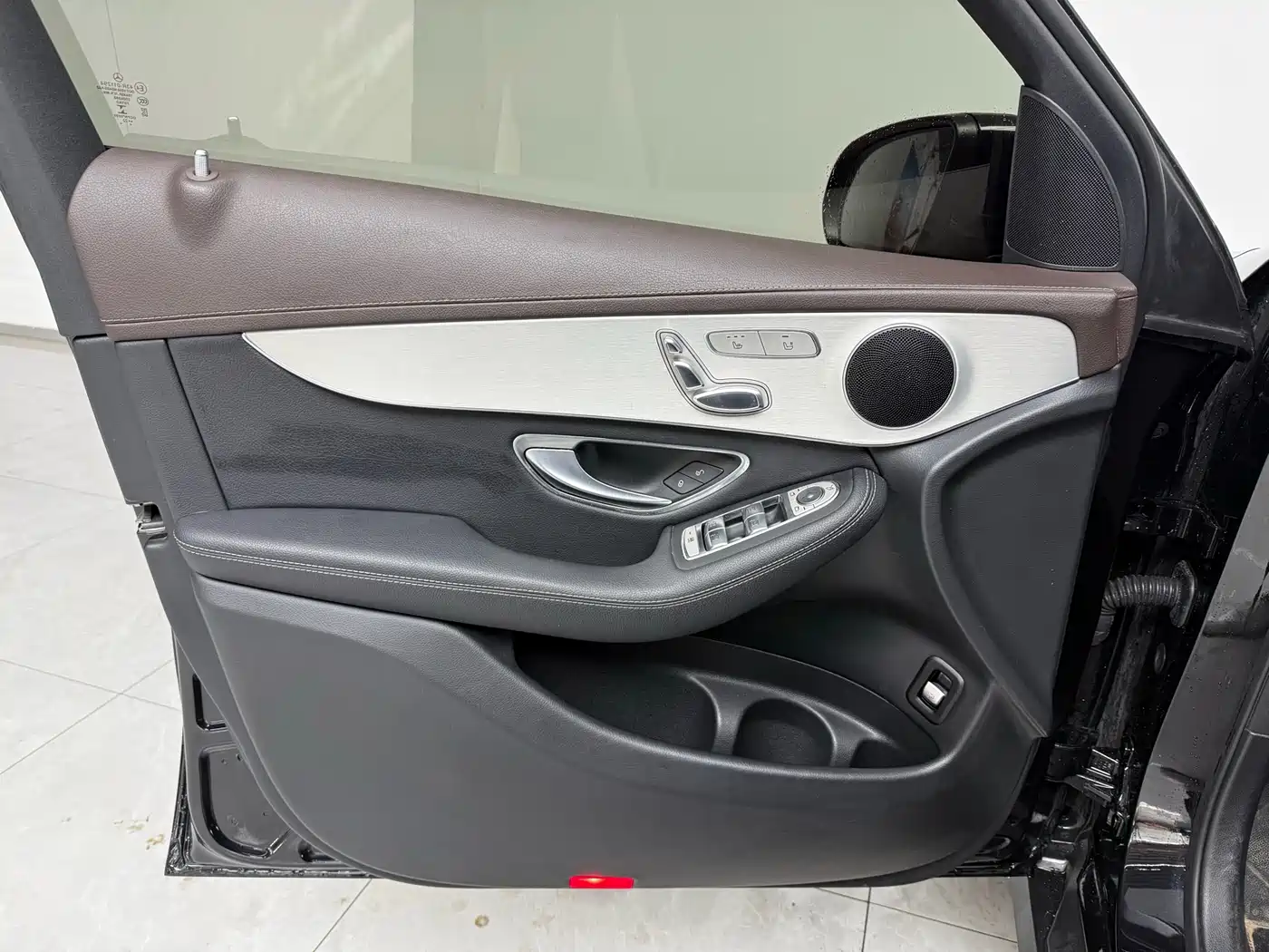 Mercedes-Benz GLC 2022 Facelift III GLC 260 L 4MATIC Dynamic фото 10