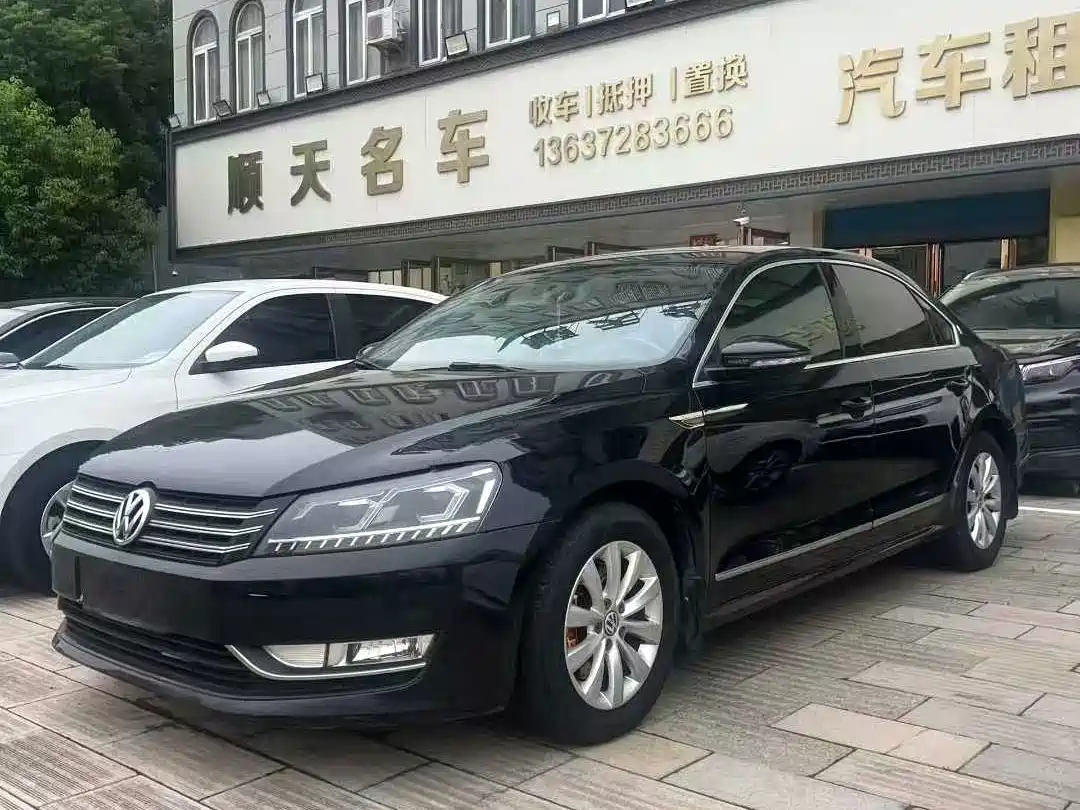 Volkswagen Passat 2014 1.8TSI Automatic Honor Edition фото 2