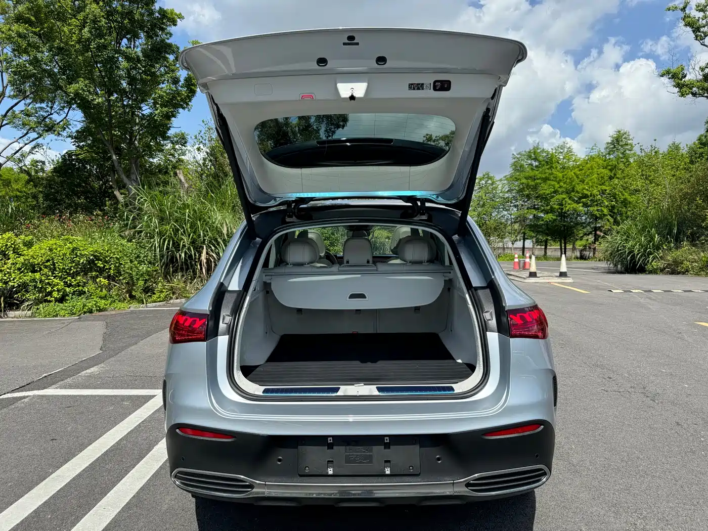 Mercedes-Benz EQE SUV 2023 350 4MATIC Luxury Edition фото 19