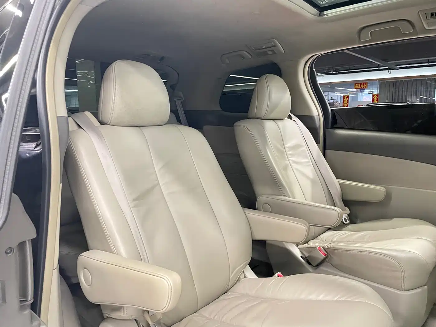 Toyota Previa 2007 3.5L 7-Seater Luxury фото 13