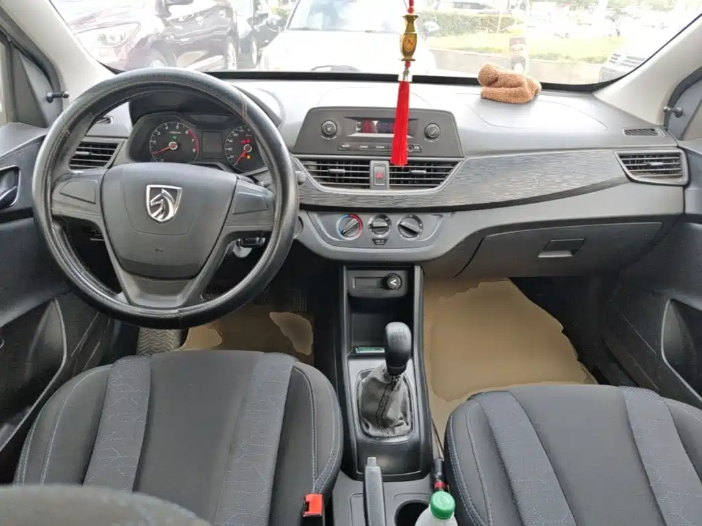 Baojun 310 2016 2016 1.2L Manual Value Edition