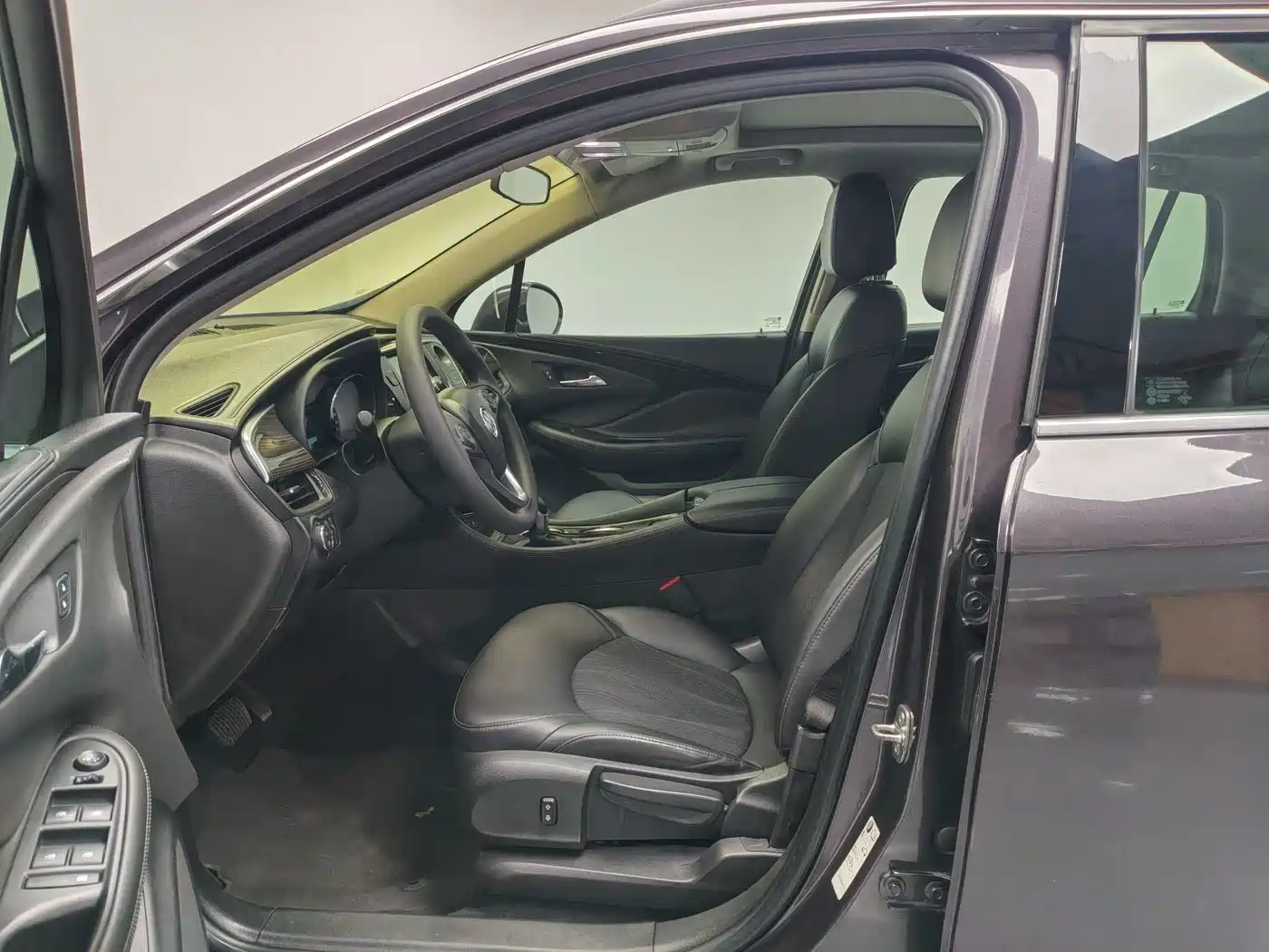 Buick Envision Plus 2018 20T 2WD Leading фото 5