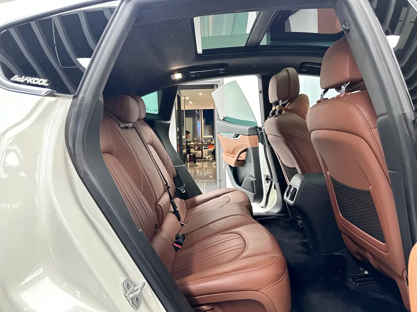 Maserati Levante 2021 3.0T Standard Edition фото 11