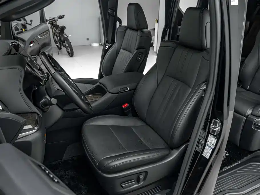 Toyota Vellfire 2020 2020 Twin Engine 2.5L HV Premium Edition
