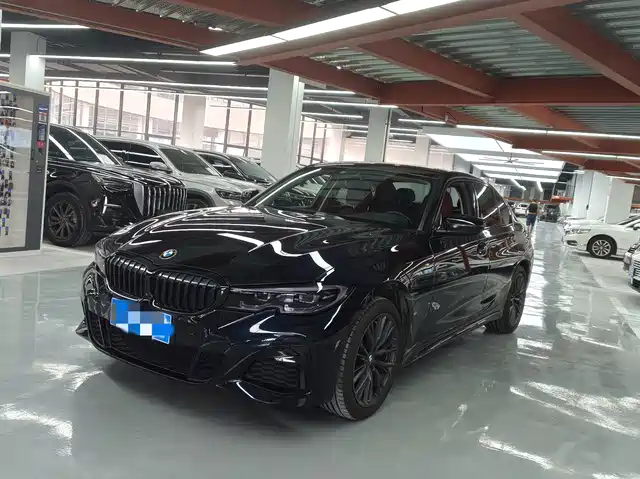 BMW 3 Рестайлинг, 325i, M Чёрный спорт-пакет