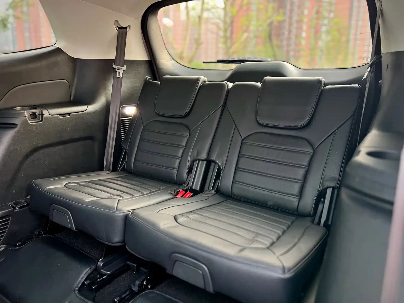 Фото 37 - Ford Edge
