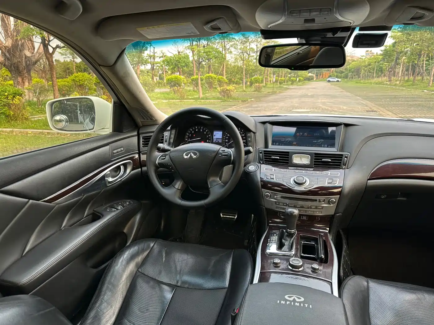 Infiniti M Series 2012 2012 M25L Elegance Edition