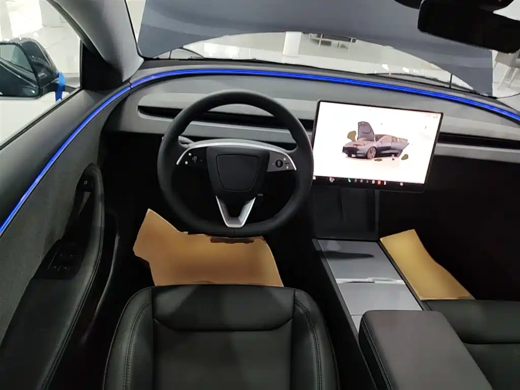 Tesla Model 3 2026 2025 Model Year Facelift Rear-Wheel Drive