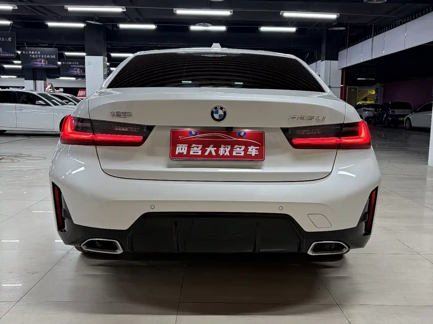 BMW 3 Series 2025 325Li M Sport Package фото 8