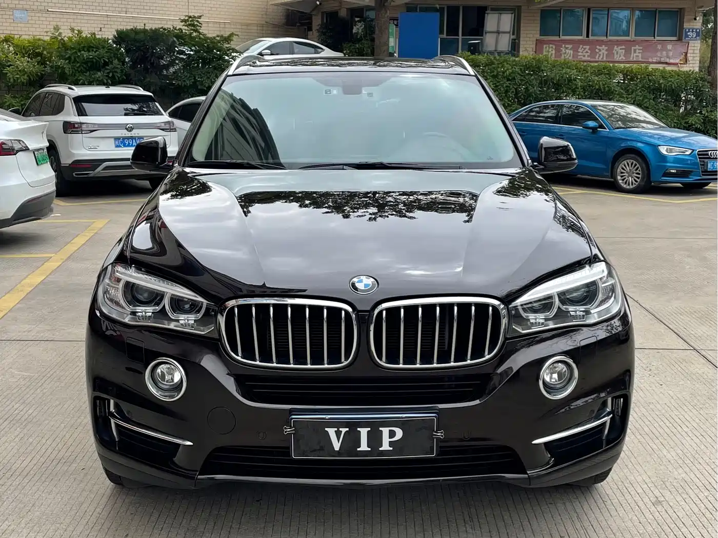 BMW X5 (Import) 2018 xDrive35i Elegant Model фото 2