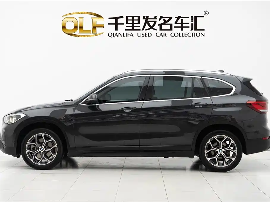 BMW X1 2022 sDrive25Li Leading фото 8