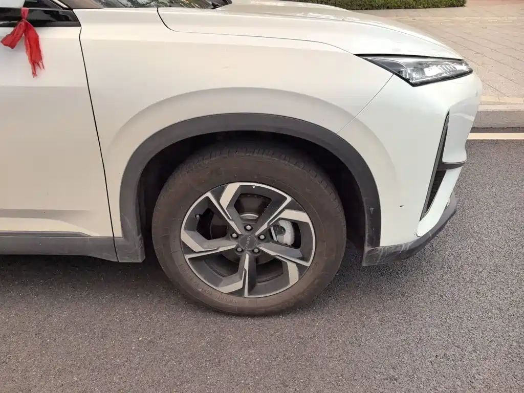 Dongfeng Aeolus Dongfeng Fengshen L7 2026