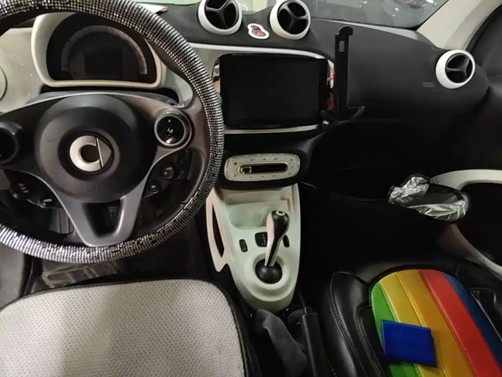 Photo 11 - smart fortwo