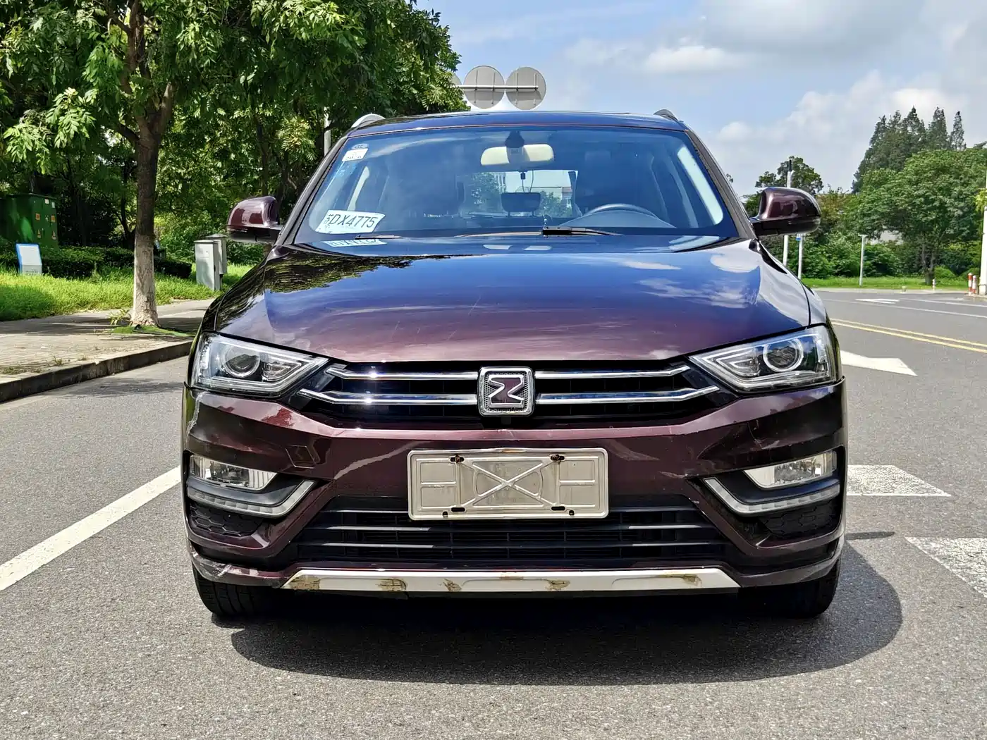 Zotye SR7 2016 2016 1.5T CVT Magic Cube Heart Edition China V