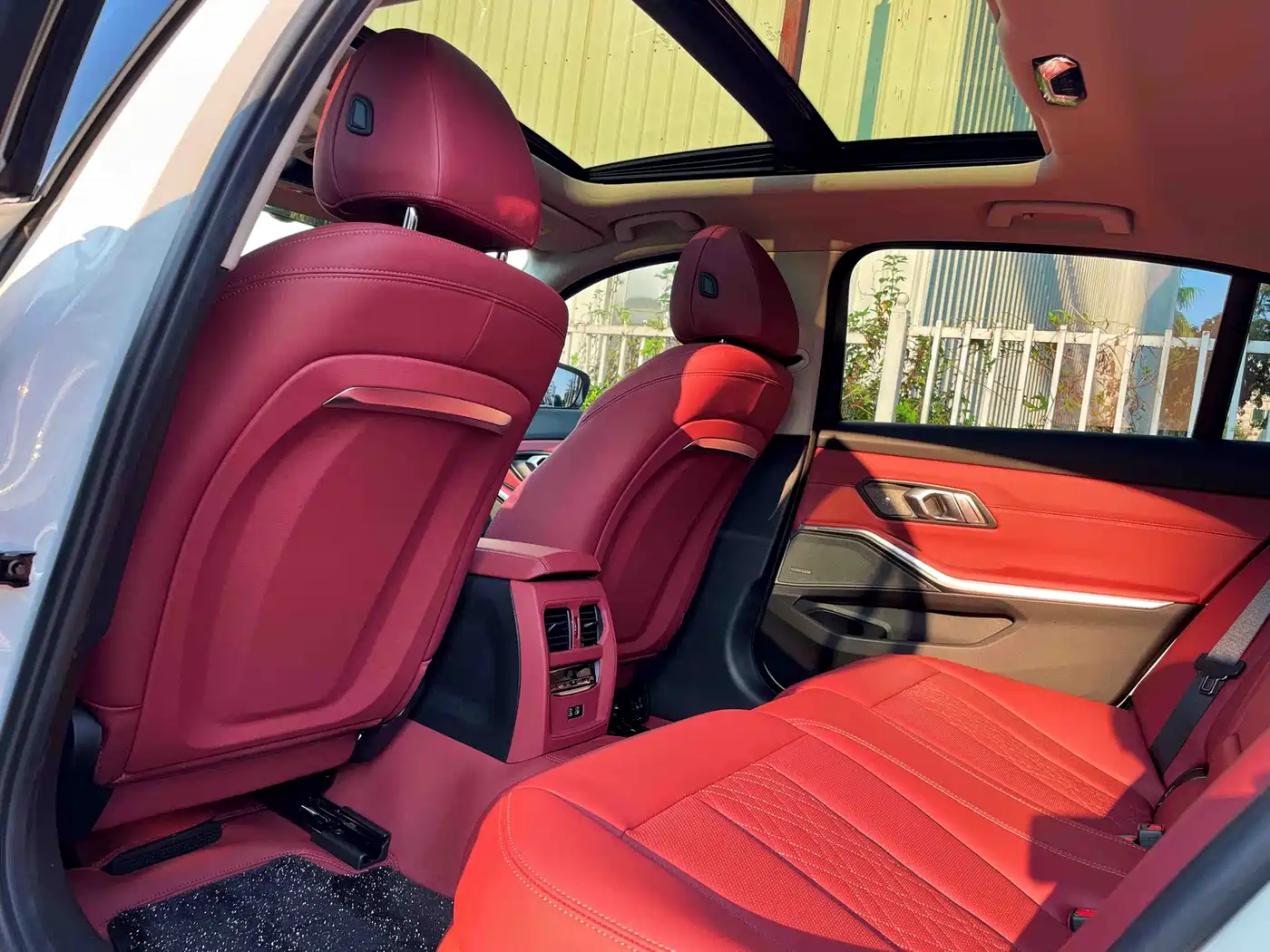 BMW 3 Series 2026 2025 330Li M Sport Night Edition