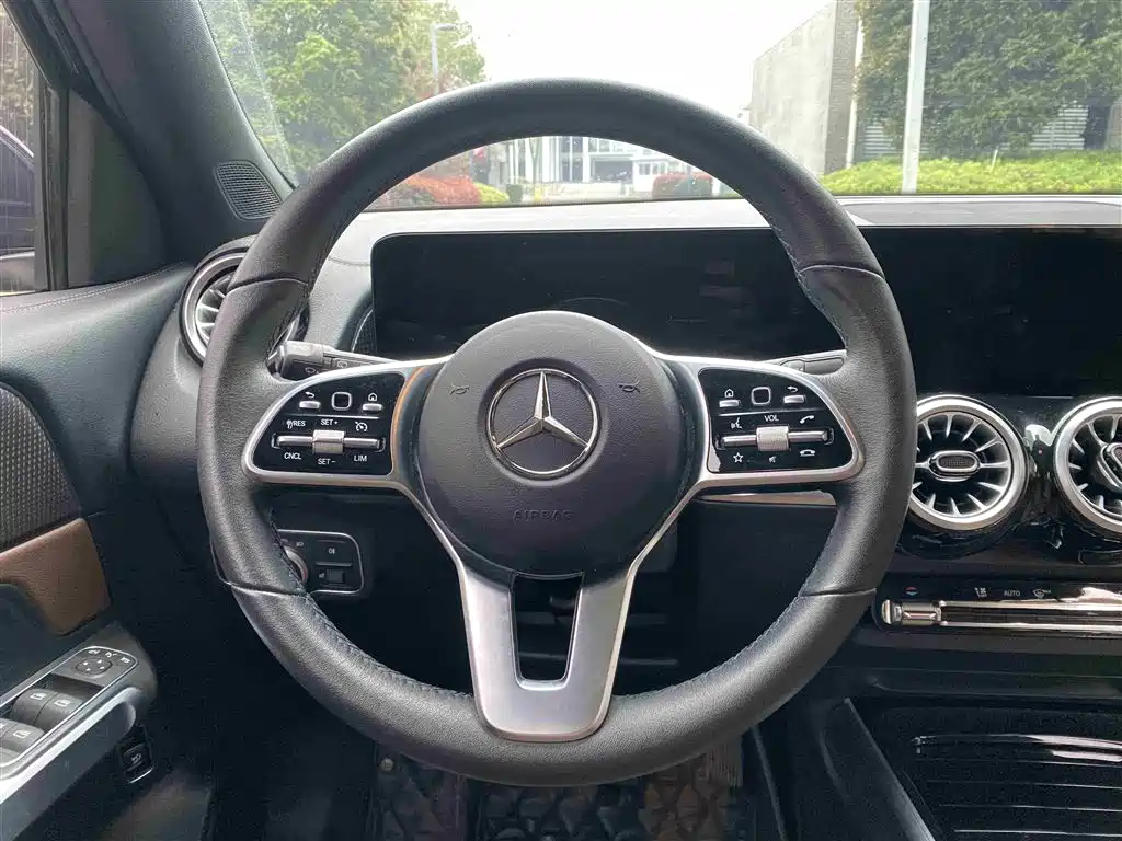 Mercedes-Benz GLB 2023 GLB 220 Style фото 14