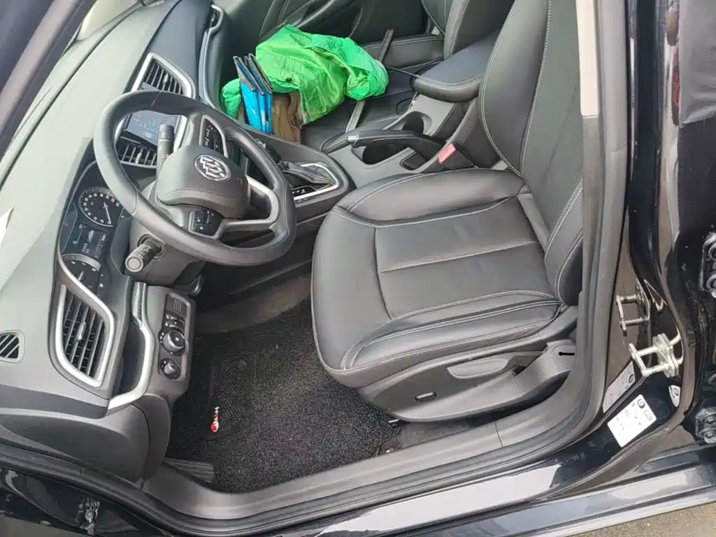 Фото 15 - Buick Excelle