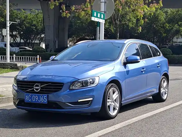 Volvo Volvo V60 2014 T5 Wisdom & Elegance