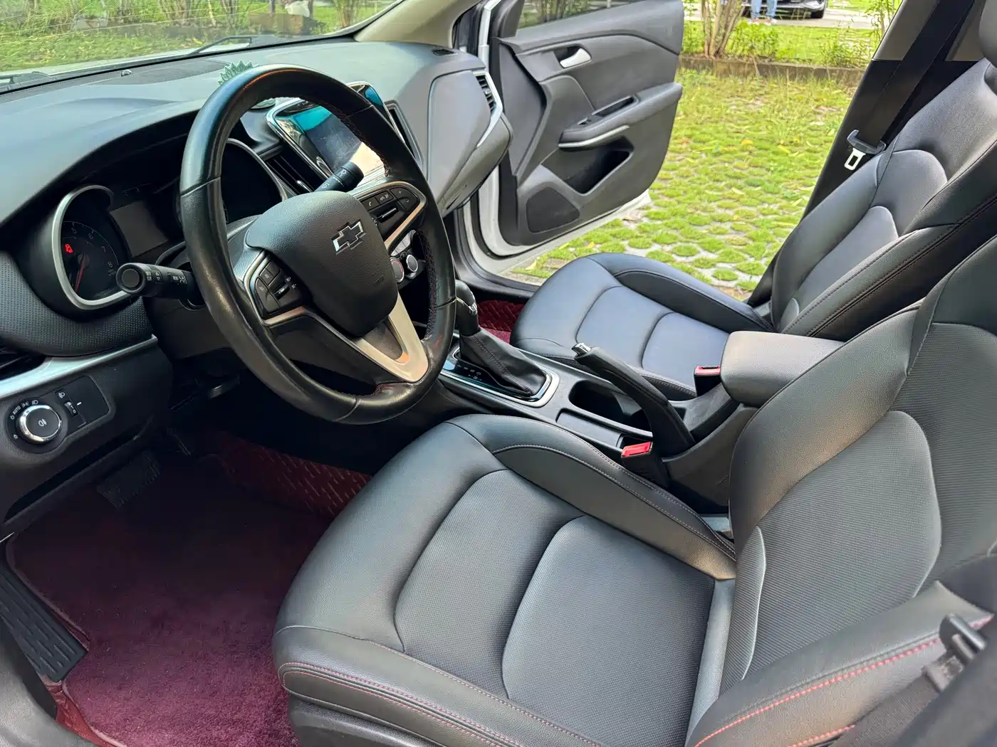 CHEVROLET CRUZE