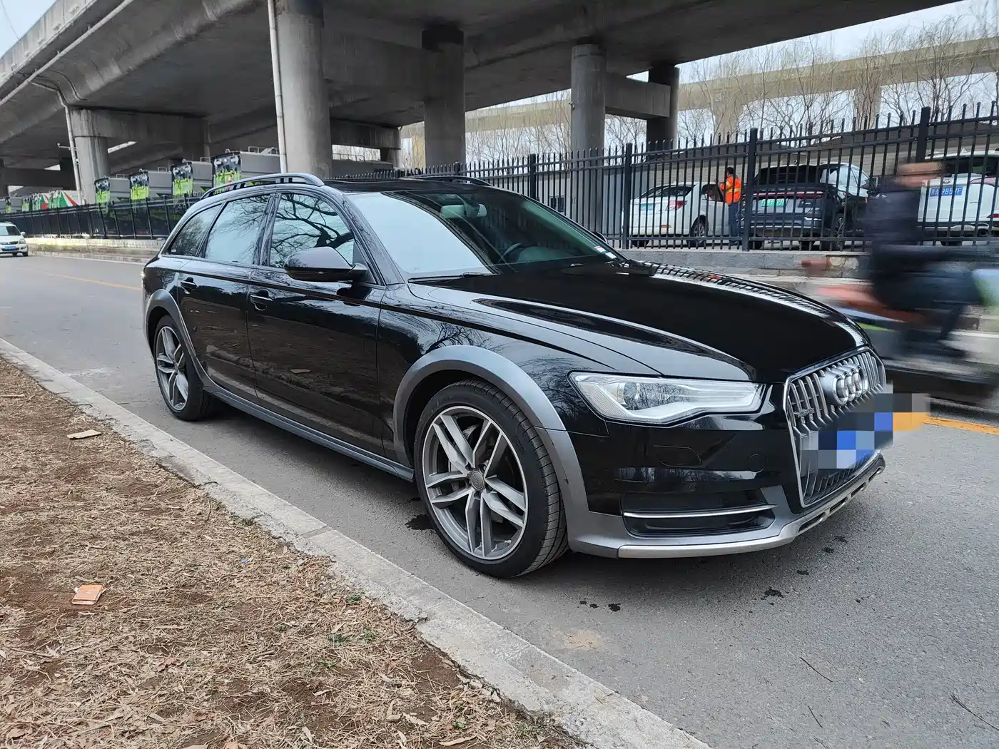 Audi A6 (Import) 2015 3.0T allroad quattro фото 3