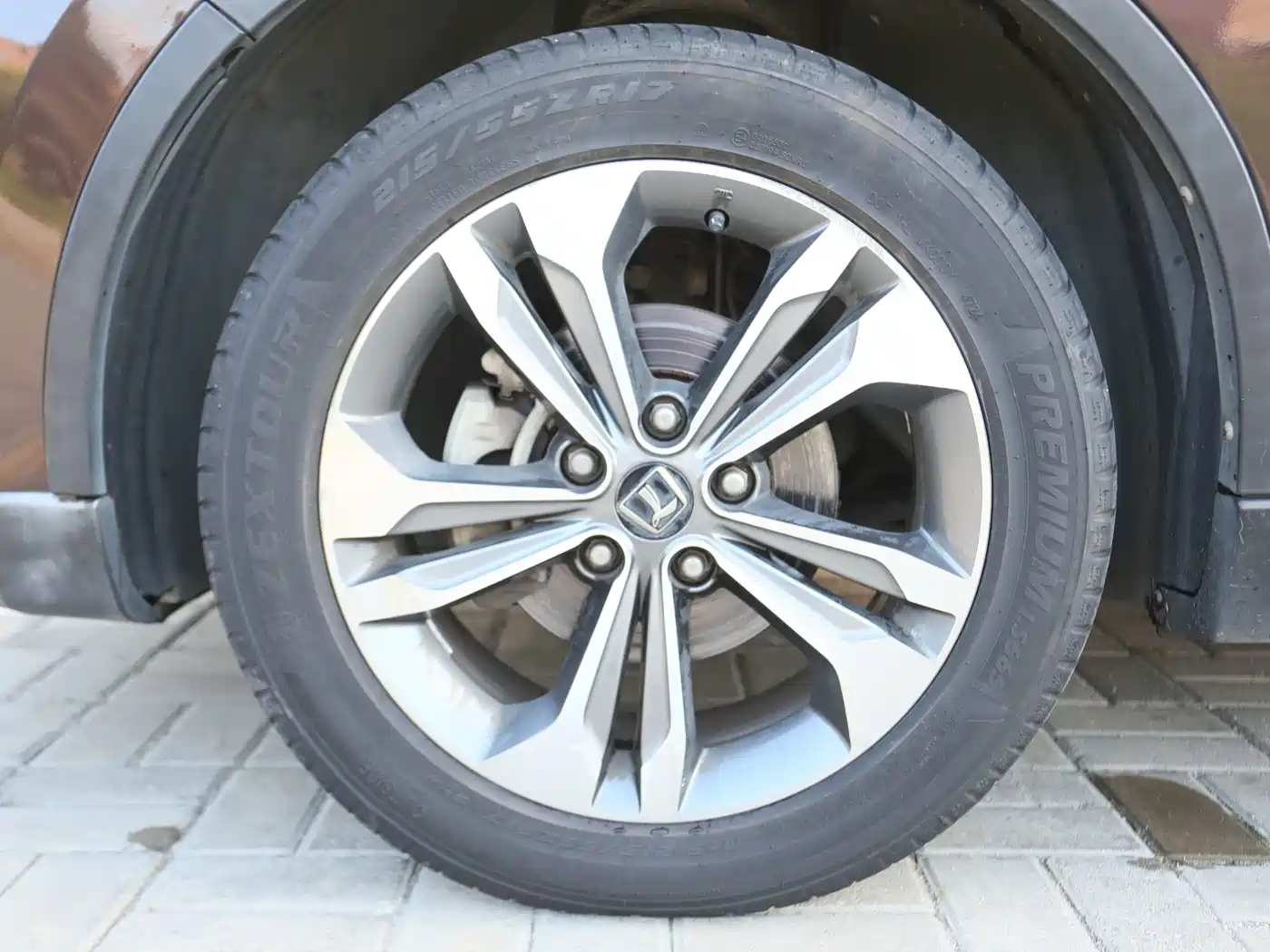 Luxgen U6 SUV 2017 2016 1.8T Fashion Upgrade