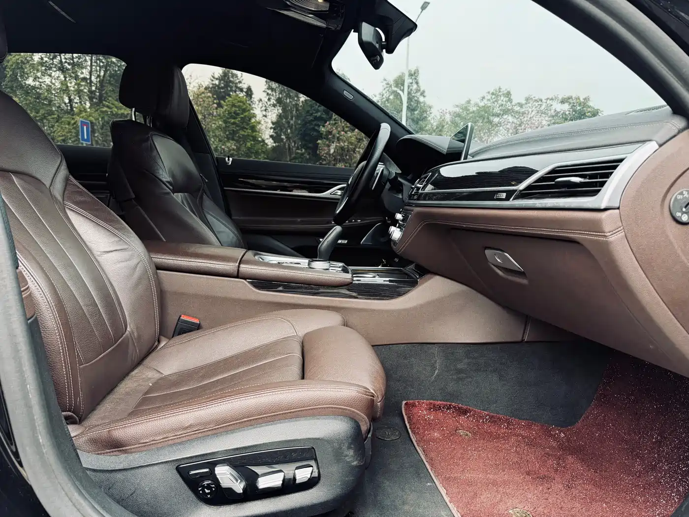 BMW 7 Series 2018 730Li Leading Type M Sport Package фото 21
